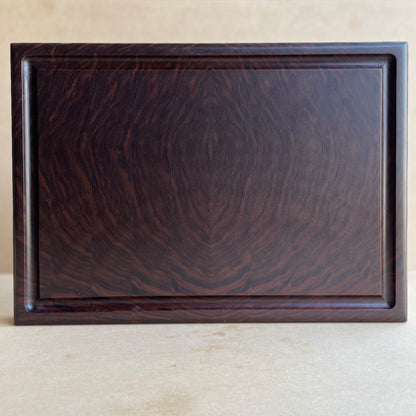 Eye of the Walnut - Walnut Engrain Cutting Board